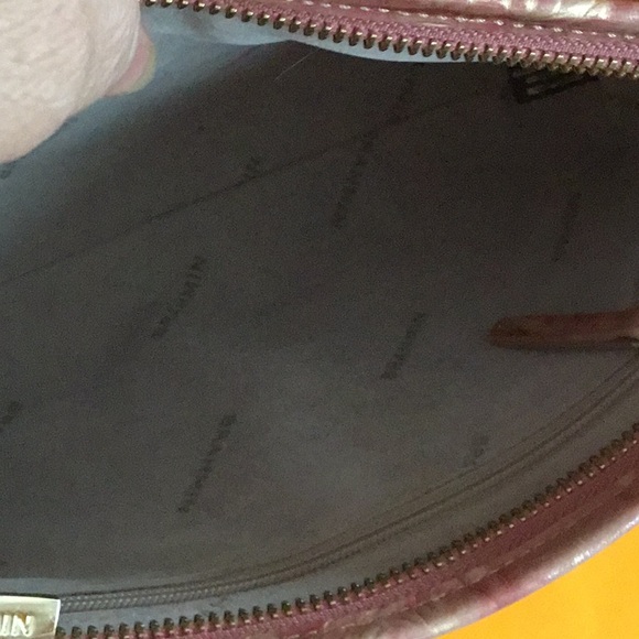 Brahmin clutch/wristlet in excellent condition